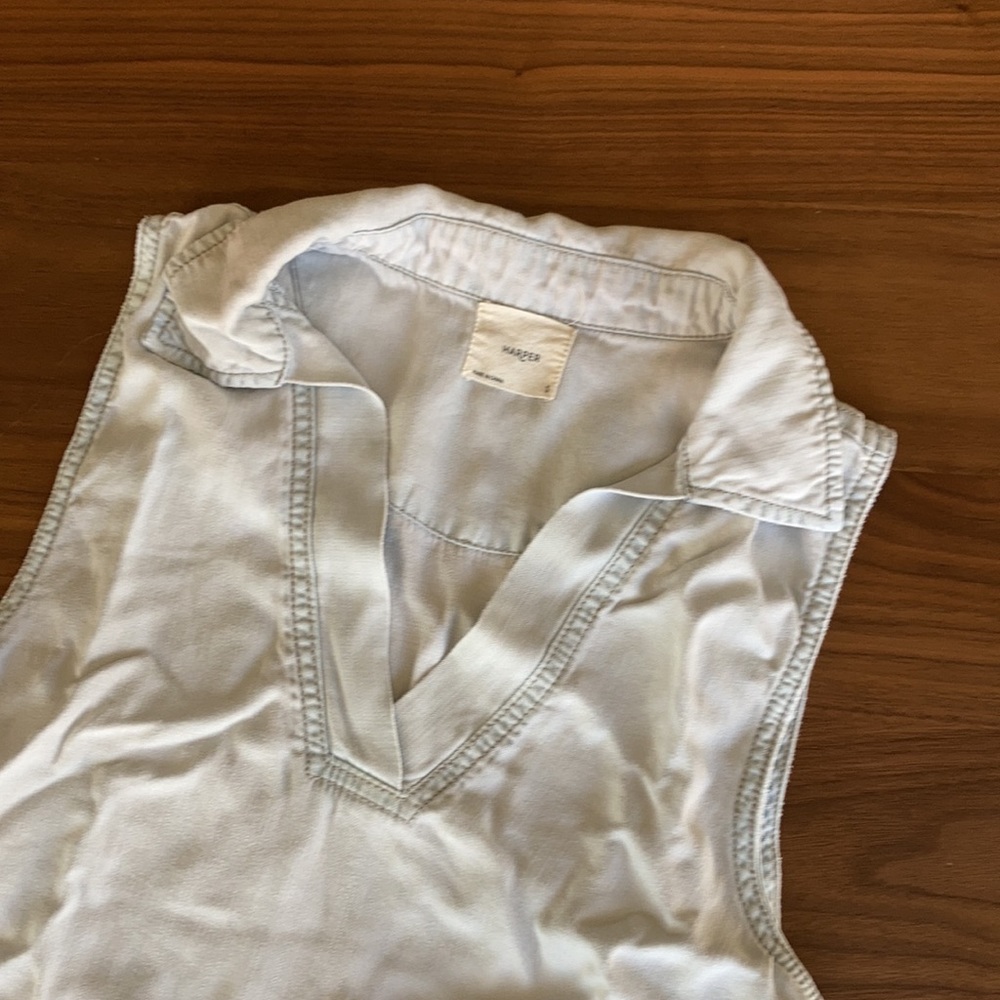 Collared Ruffle Tank - Picture 2 of 2